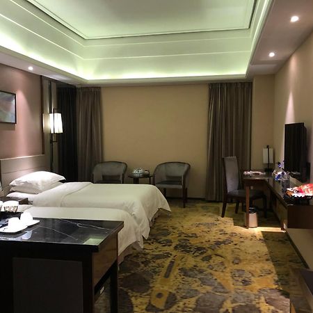 Ramada Foshan Hotel Exteriér fotografie