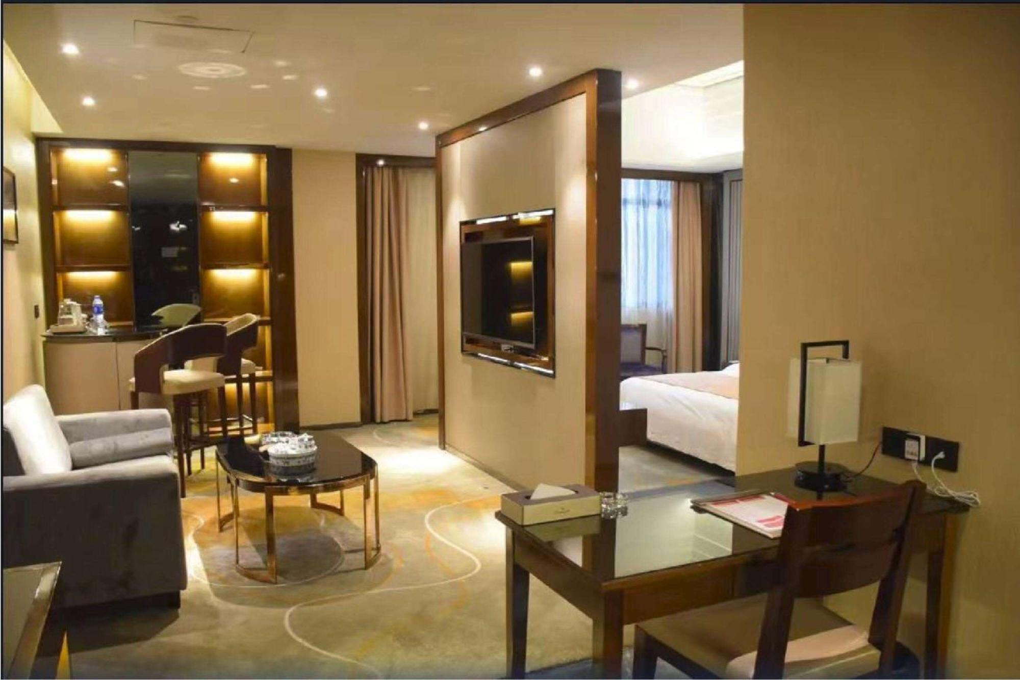 Ramada Foshan Hotel Exteriér fotografie