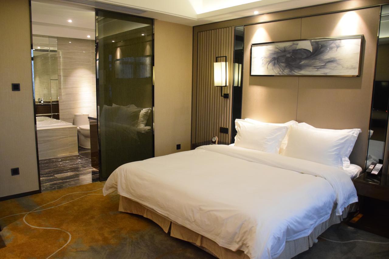 Ramada Foshan Hotel Exteriér fotografie