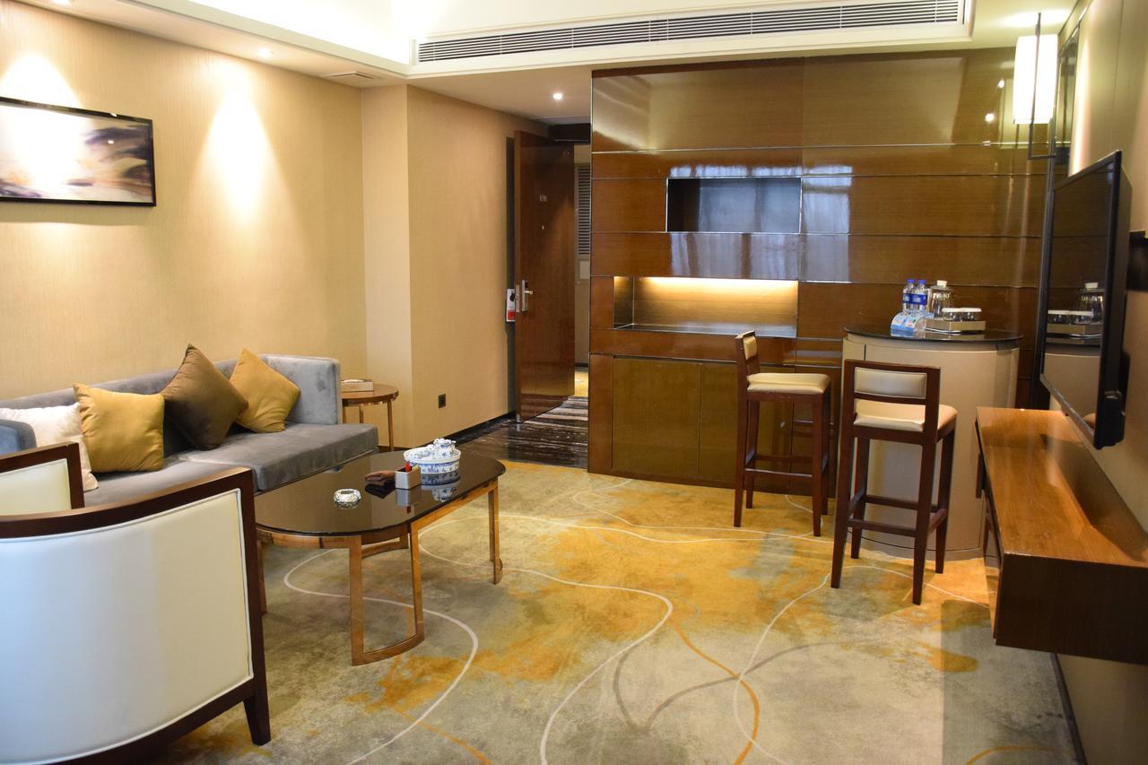 Ramada Foshan Hotel Exteriér fotografie