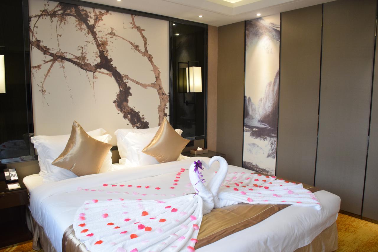 Ramada Foshan Hotel Exteriér fotografie